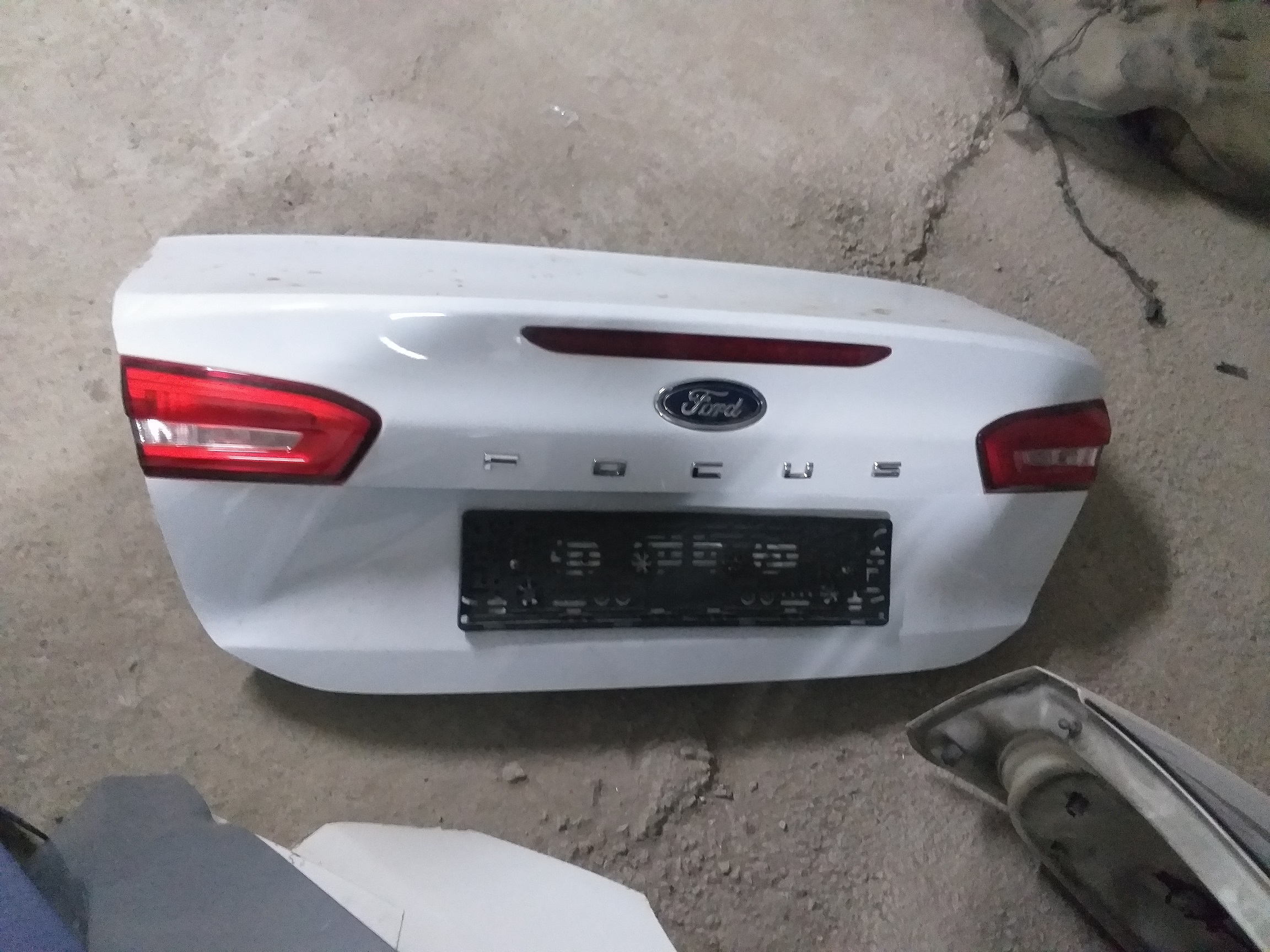 2020 MODEL FORD FOCUS BAGAJ KAPAĞI